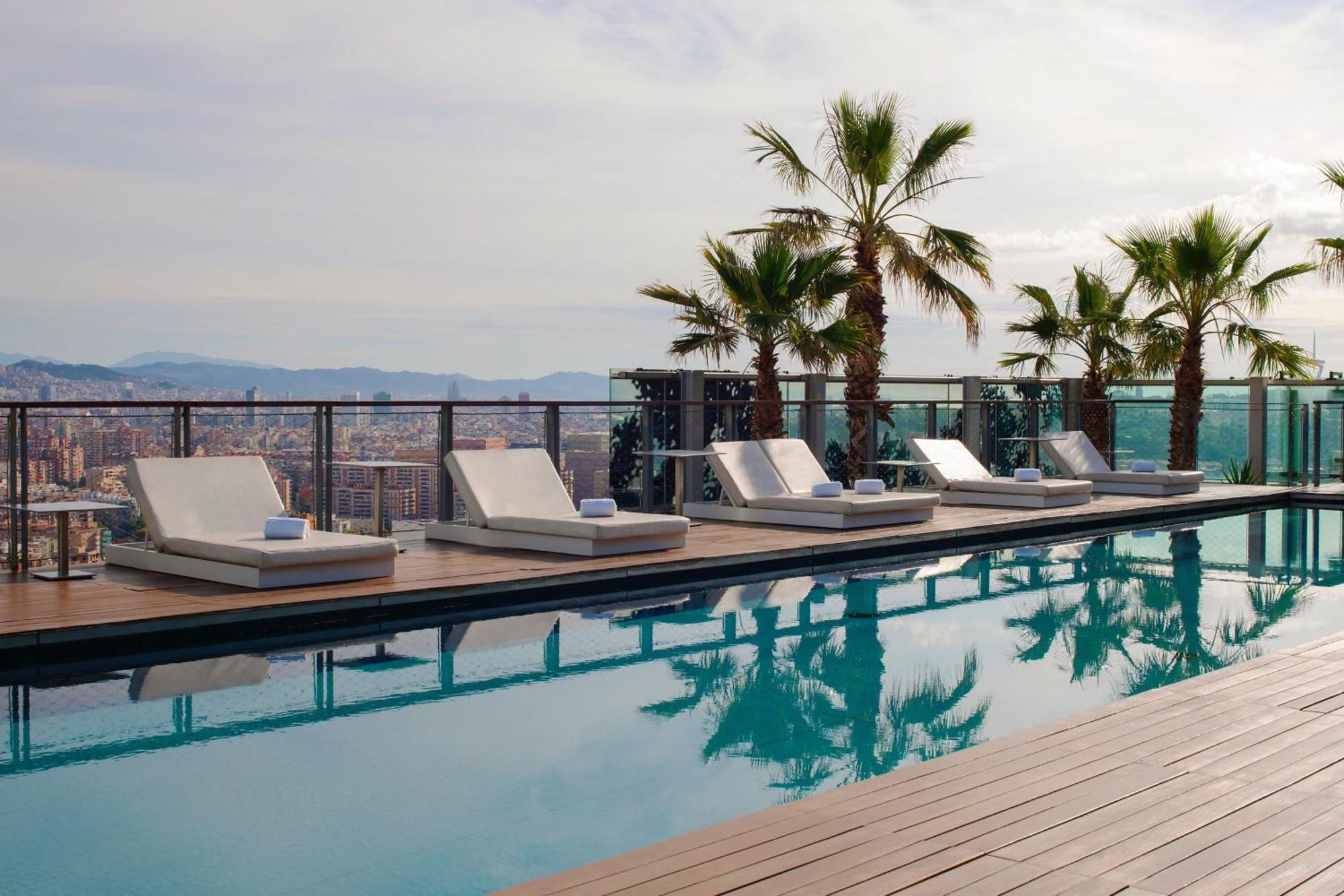 Renaissance Barcelona Fira Hotel L'Hospitalet de Llobregat Esterno foto