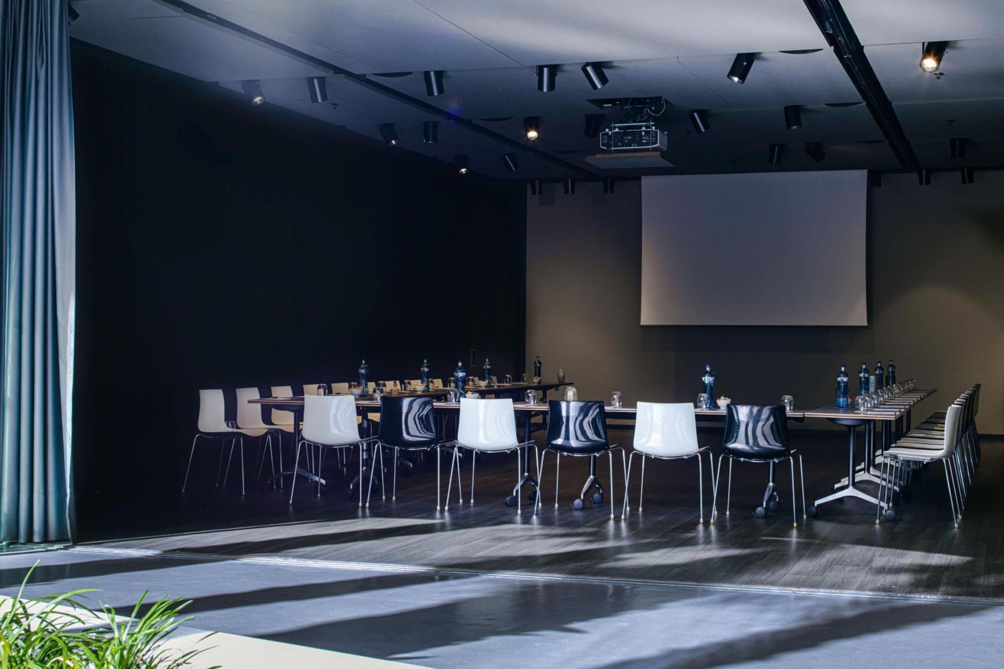 Renaissance Barcelona Fira Hotel L'Hospitalet de Llobregat Esterno foto
