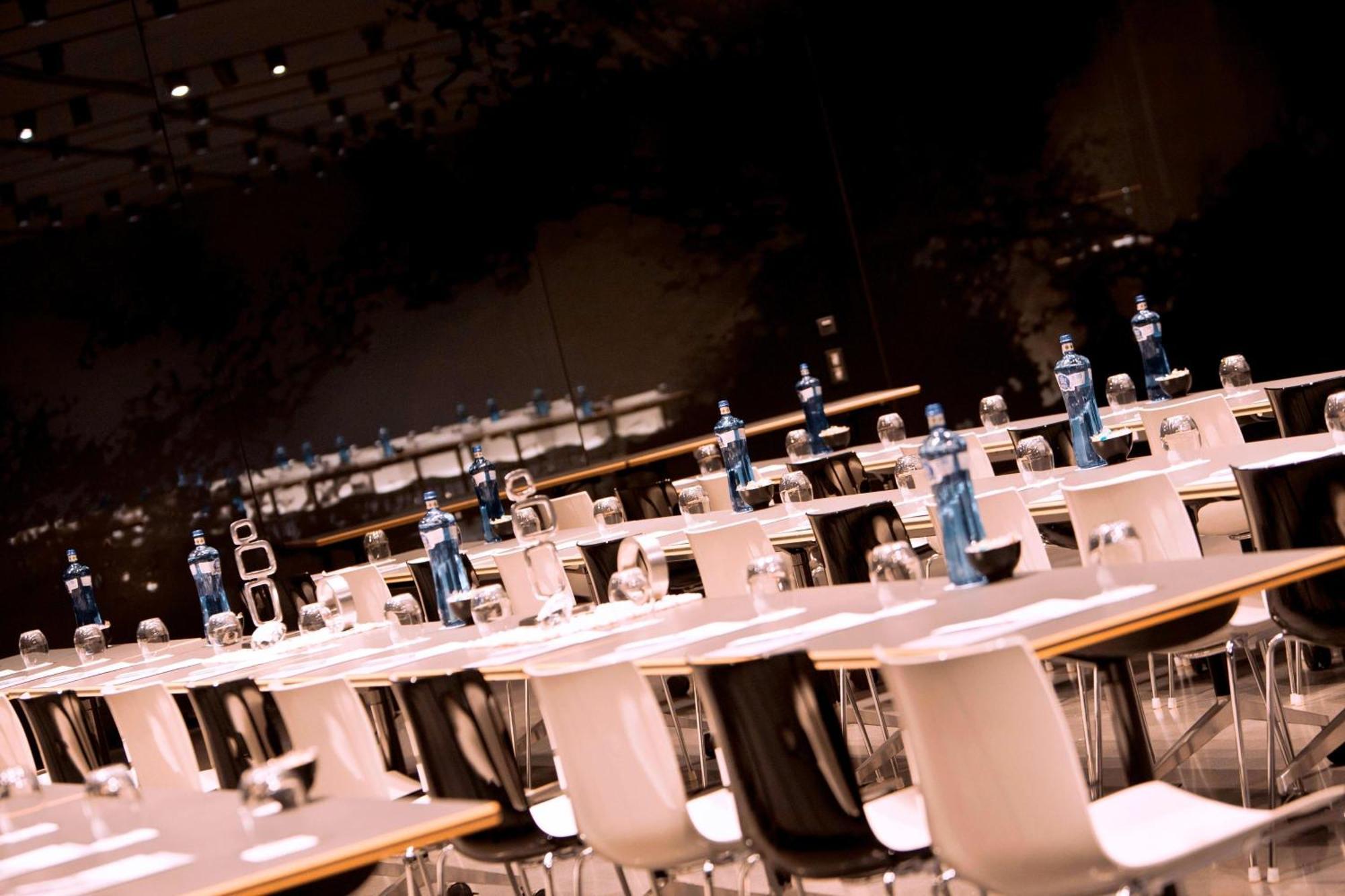 Renaissance Barcelona Fira Hotel L'Hospitalet de Llobregat Esterno foto