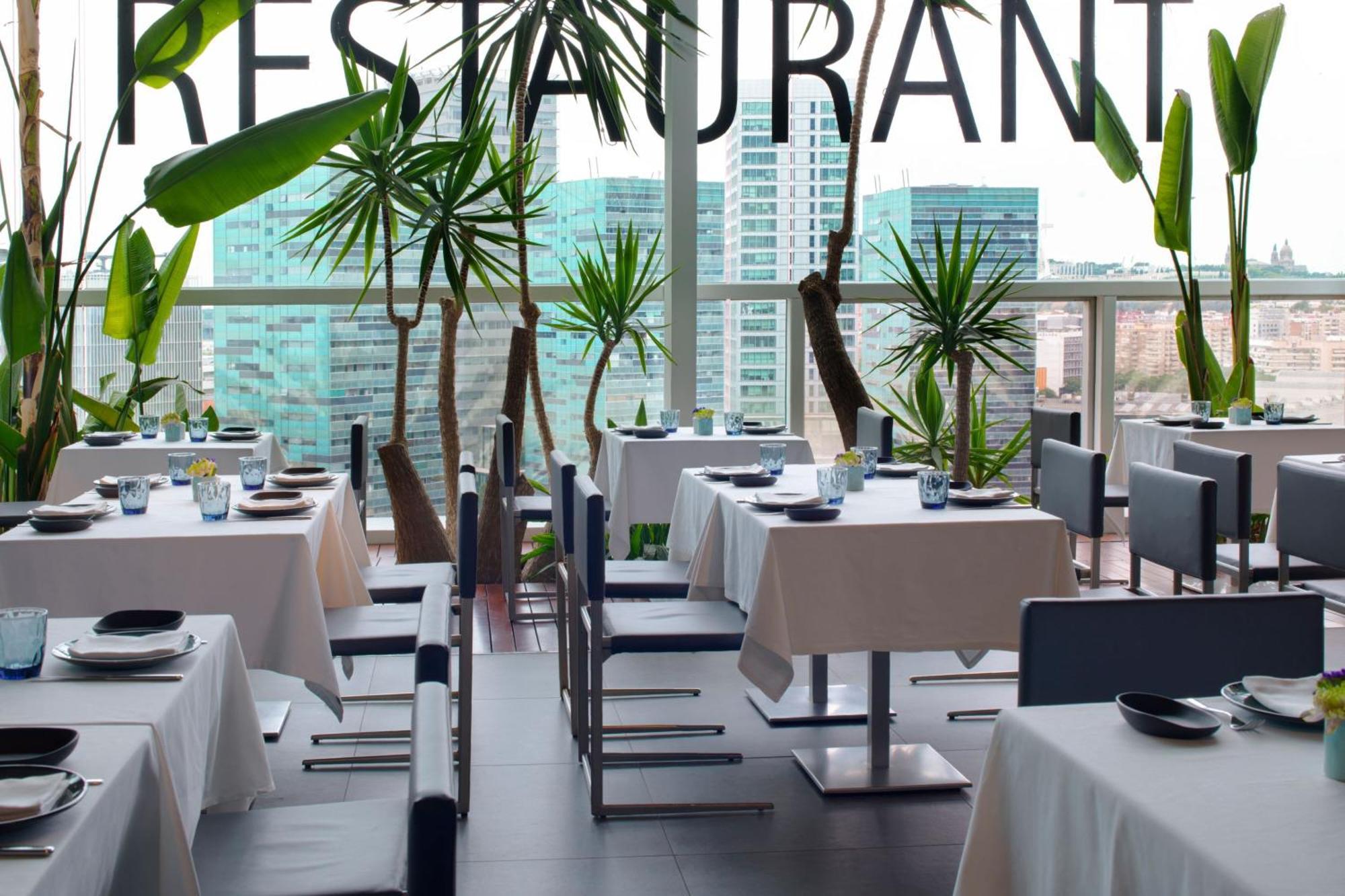 Renaissance Barcelona Fira Hotel L'Hospitalet de Llobregat Esterno foto