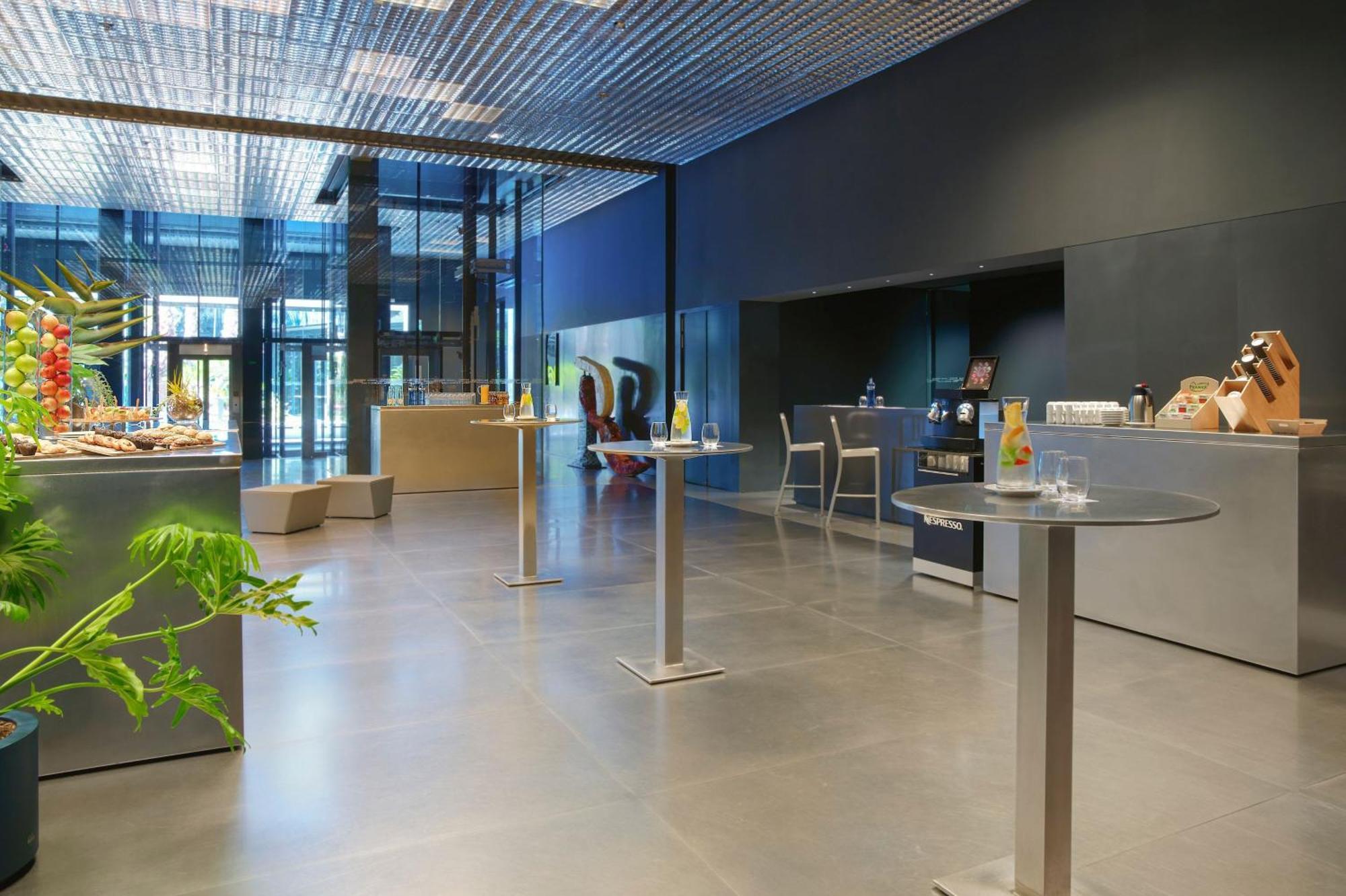 Renaissance Barcelona Fira Hotel L'Hospitalet de Llobregat Esterno foto