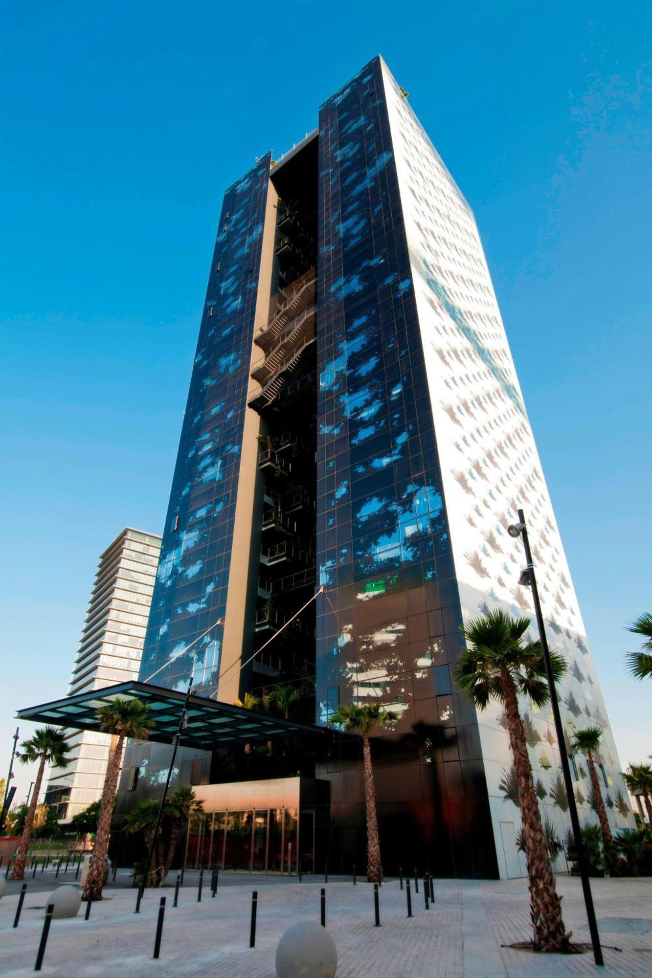 Renaissance Barcelona Fira Hotel L'Hospitalet de Llobregat Esterno foto