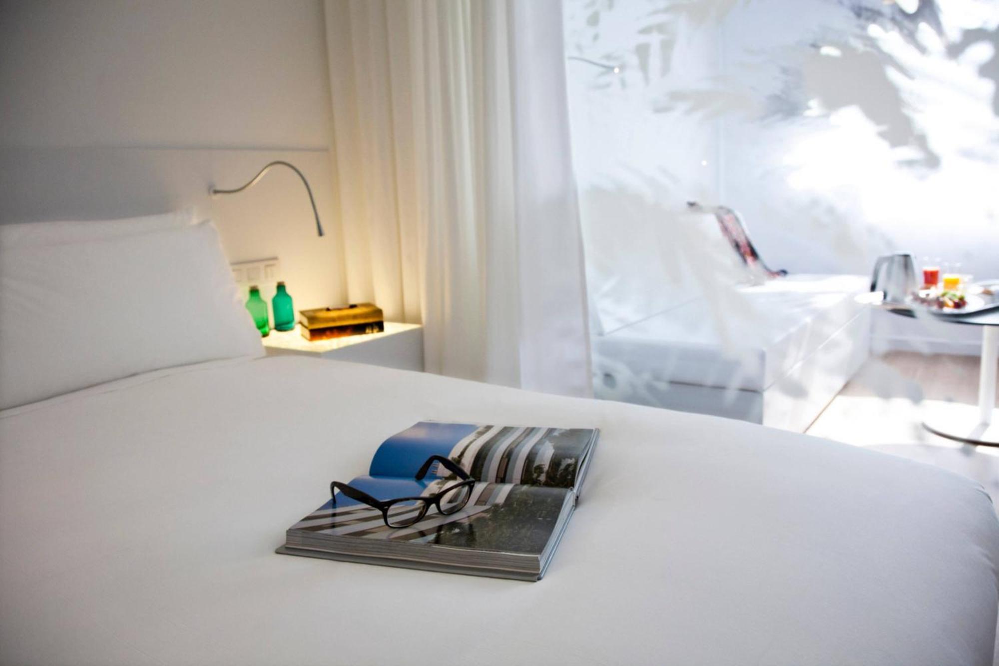 Renaissance Barcelona Fira Hotel L'Hospitalet de Llobregat Esterno foto