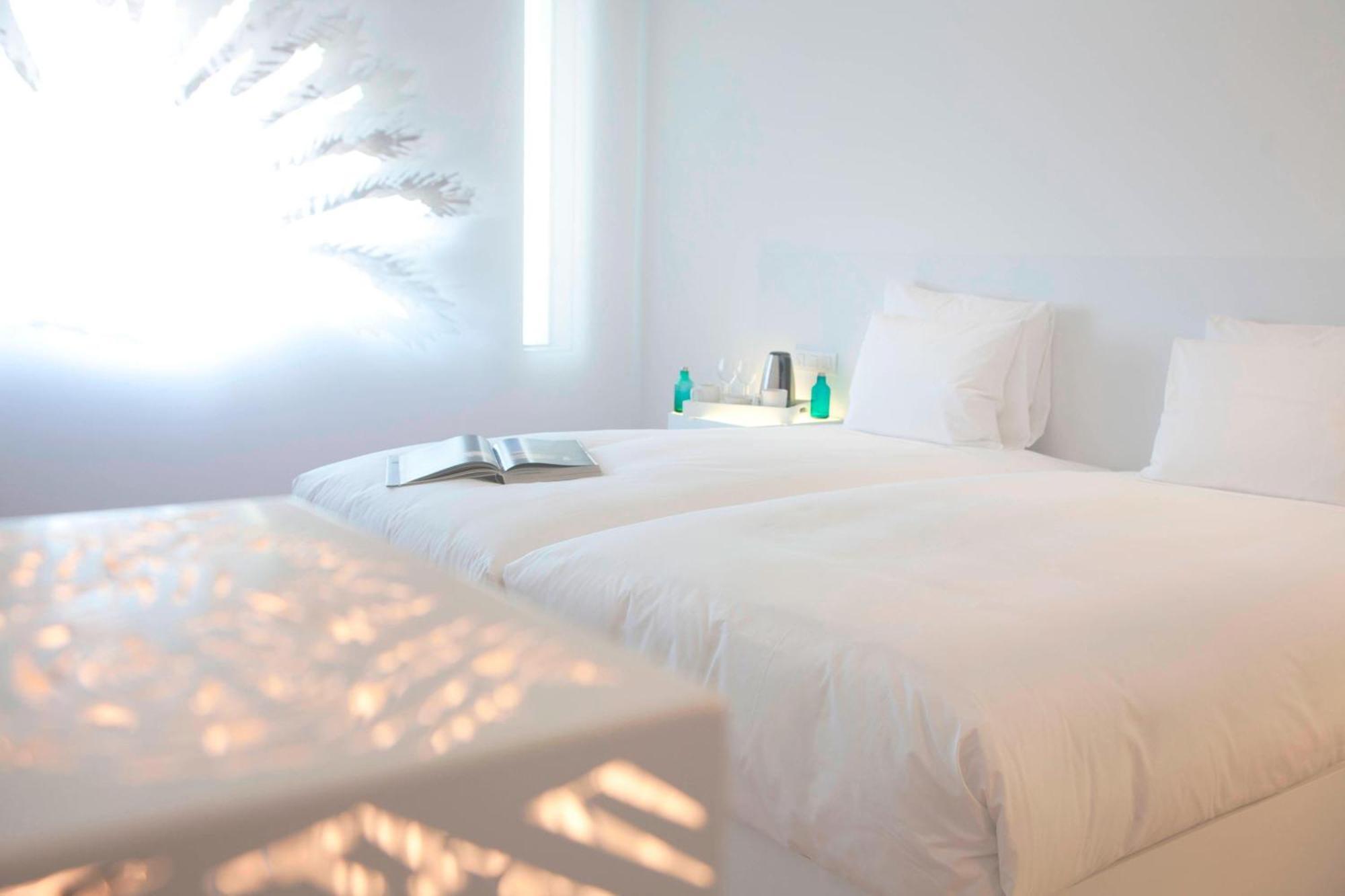 Renaissance Barcelona Fira Hotel L'Hospitalet de Llobregat Esterno foto