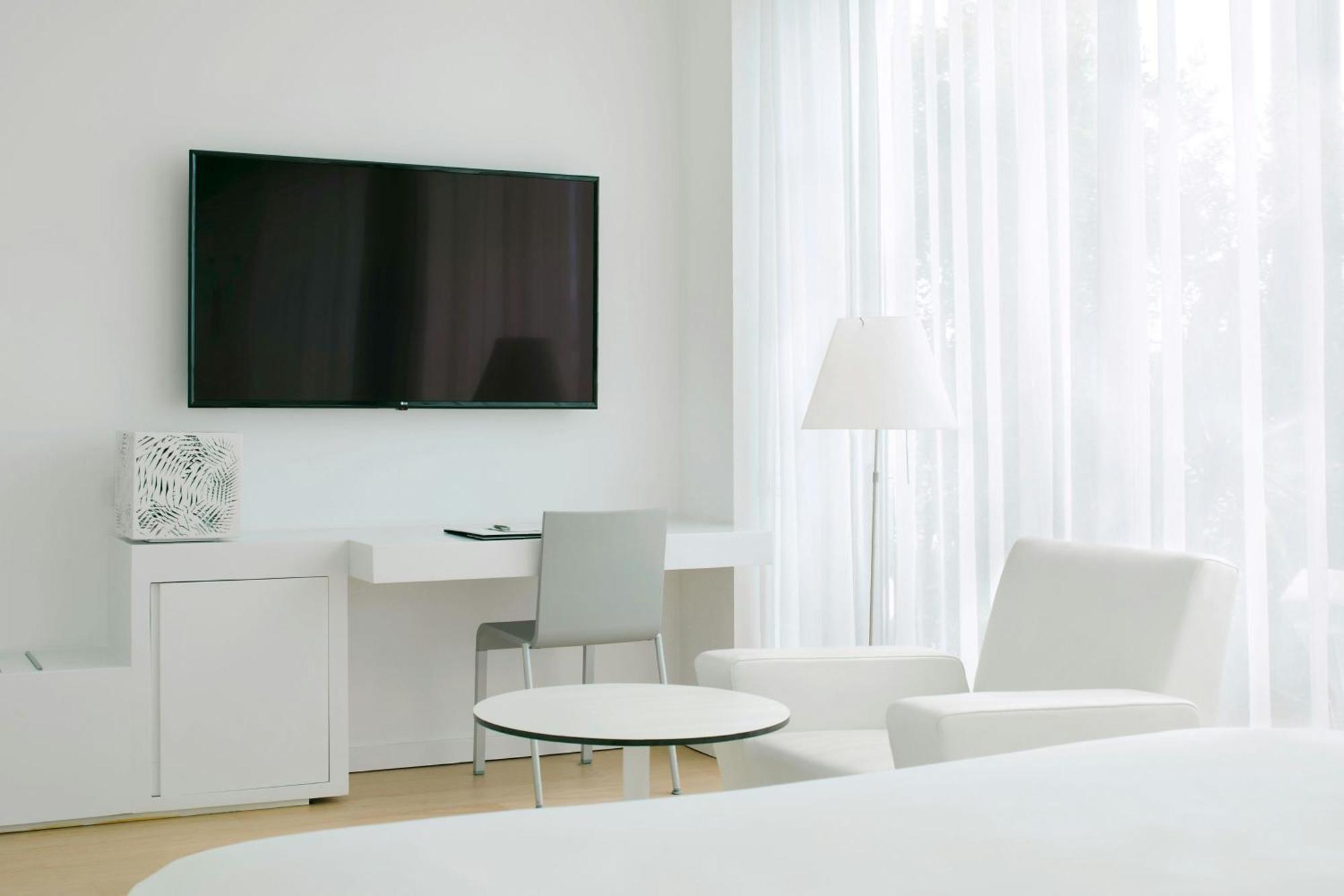 Renaissance Barcelona Fira Hotel L'Hospitalet de Llobregat Esterno foto